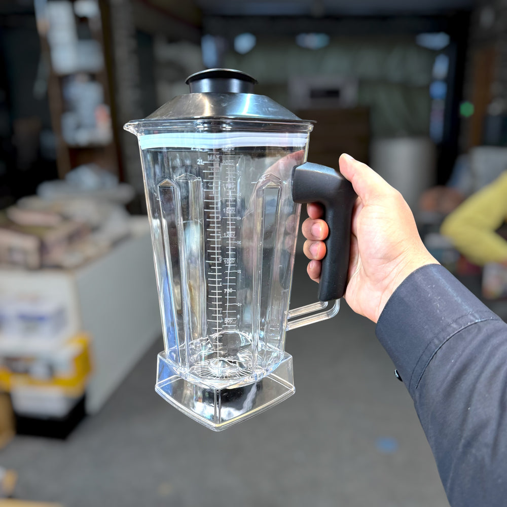 Silver Body 2-in-1 Silver Crest multifunction Blender!